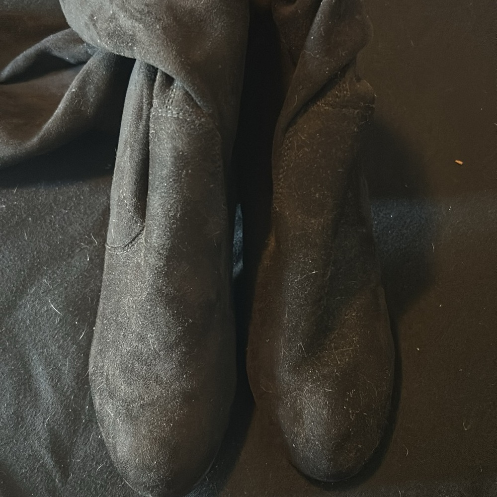 Woman’s knee high boots size 9
New never worn - Picture 3 of 4